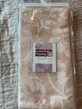 Home Napkins- Classic- 4 pack- 20x20 inch- tan floral pattern-NEW!
